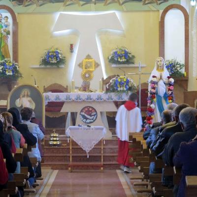 23-25 septembrie: Târgu Trotuş: Misiuni populare