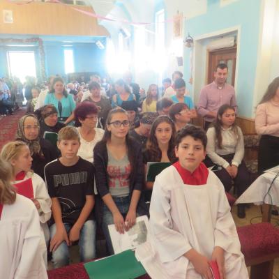 2 octombrie: Ferăstrău: Hramul comunităţii