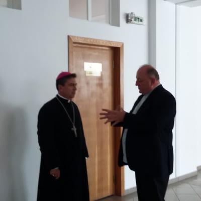 5 octombrie: Vizita nunţiului la seminarul mic din Bacău