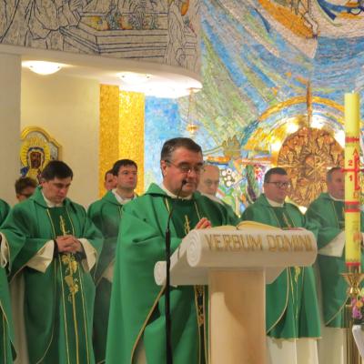 16 octombrie: Iaşi: Liturghia celebrată de PS Enrico dal Covolo