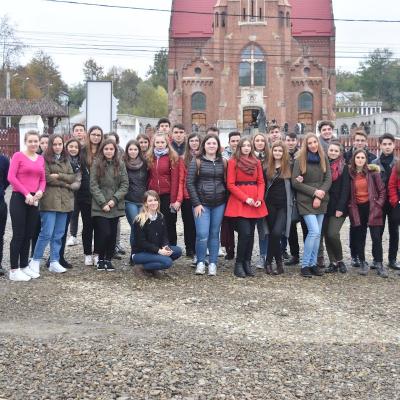 22 octombrie: Pelerinajul elevilor de clasa a XII-a la Cacica