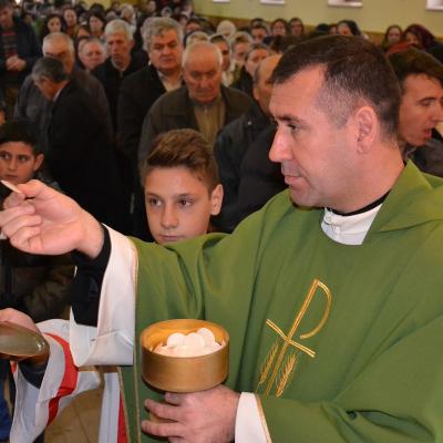 4-6 noiembrie: Galbeni: "Zilele milostivirii"