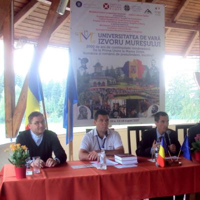 13-18 august: Identitatea romano-catolicilor din Moldova dezbătută la Universitatea de Vară de la Izvoru Mureşului