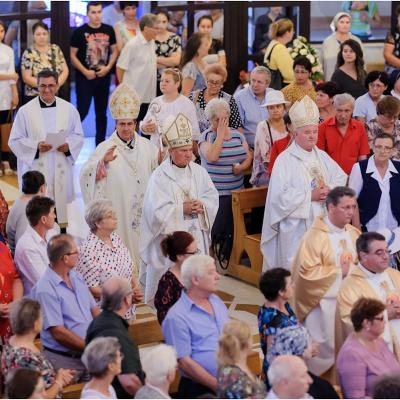 15 august: Iaşi: Hramul catedralei "Adormirea Maicii Domnului". Foto: Adrian Cuba