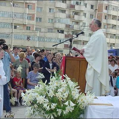 13 iunie: Hramul bisericii 'Sfântul Anton' din Iaşi