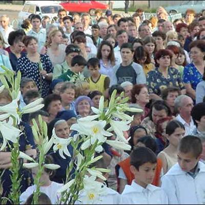 13 iunie: Hramul bisericii 'Sfântul Anton' din Iaşi
