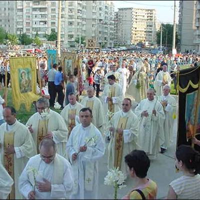 13 iunie: Hramul bisericii 'Sfântul Anton' din Iaşi