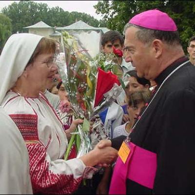 6 iulie: Importante vizite la Butea şi Săbăoani