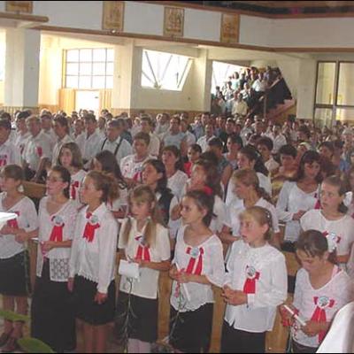 13 iulie: Mirul în Parohiile Dofteana şi Moineşti