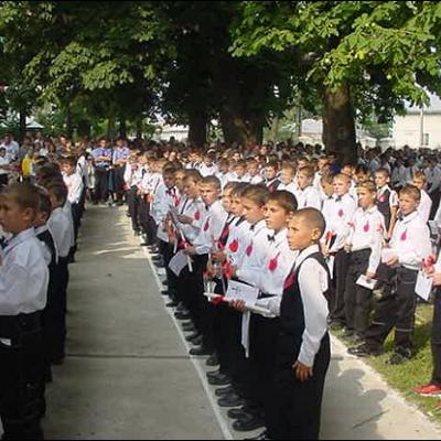 25 august: Mirul la Săbăoani