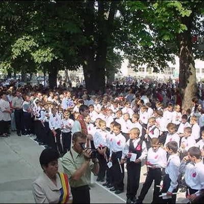 25 august: Mirul la Săbăoani