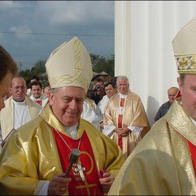 28 septembrie: Sfinţire de biserică la Săbăoani