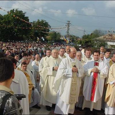 28 septembrie: Sfinţire de biserică la Săbăoani