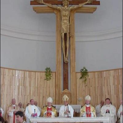 28 septembrie: Sfinţire de biserică la Săbăoani