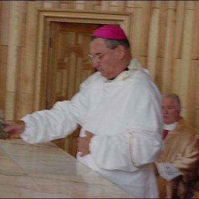 28 septembrie: Sfinţire de biserică la Săbăoani