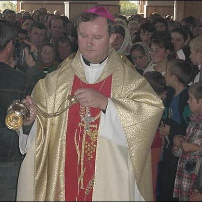 28 septembrie: Sfinţire de biserică la Săbăoani