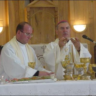 28 septembrie: Sfinţire de biserică la Săbăoani