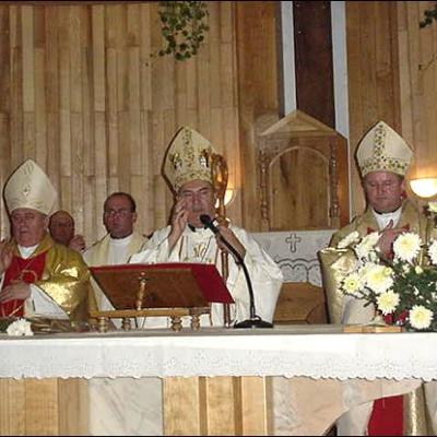 28 septembrie: Sfinţire de biserică la Săbăoani