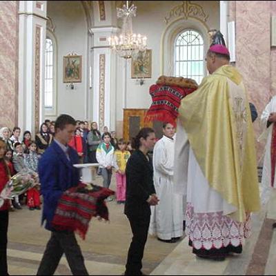 30 septembrie: Inaugurarea Muzeului Catolicilor din Moldova