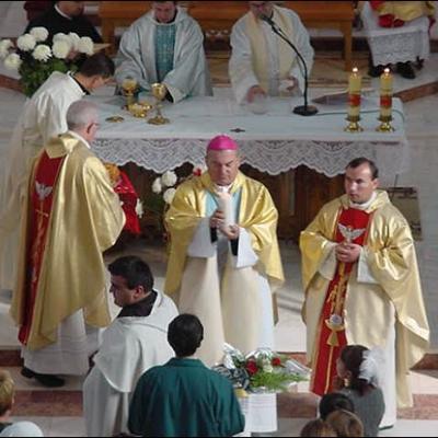 6 octombrie: Pelerinaj al vieţii consacrate la Cacica