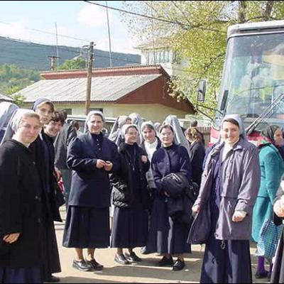 6 octombrie: Pelerinaj al vieţii consacrate la Cacica