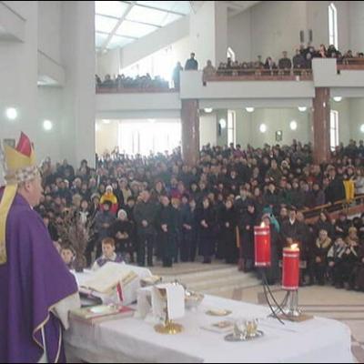Vizită pastorală în Parohia Bacău Sfântul Nicolae
