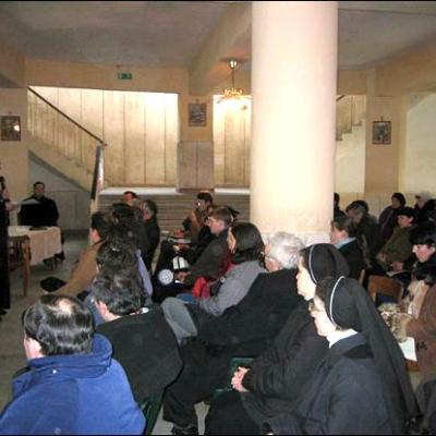 Vizită canonică în Parohia 'Fericitul Ieremia' din Bacău