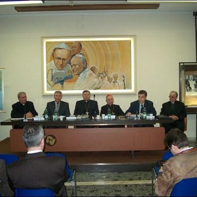 4 aprilie: Lansare de carte la Radio Vatican