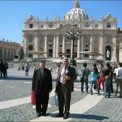 4 aprilie: Lansare de carte la Radio Vatican