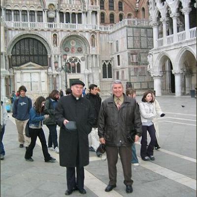 4 aprilie: Lansare de carte la Radio Vatican