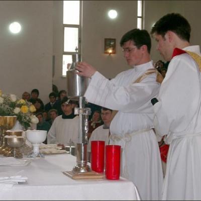 Liturghia crismei la Bacău