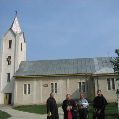 Vizită canonică în Parohia Băluşeşti