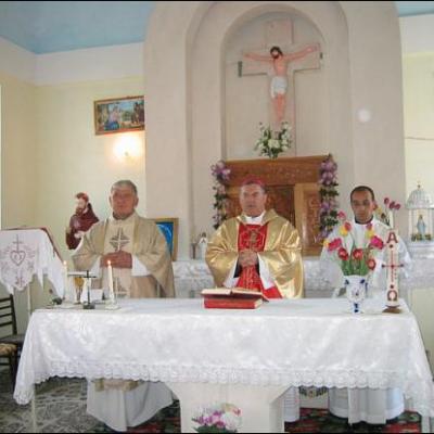 Vizită canonică în Parohia Băluşeşti
