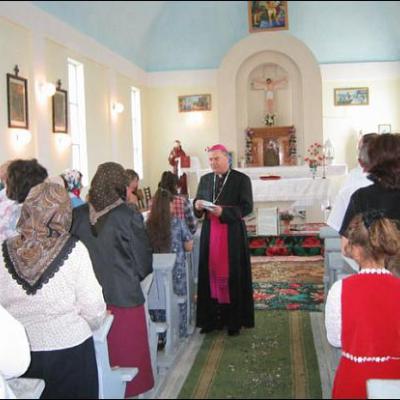 Vizită canonică în Parohia Băluşeşti