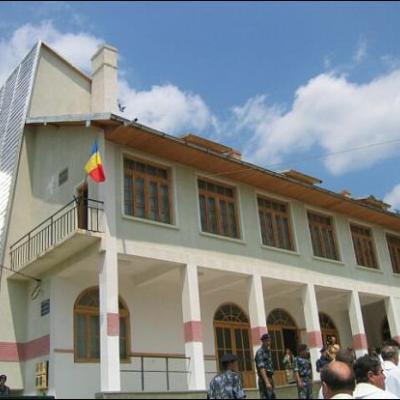 Sfinţire de biserică la Dofteana