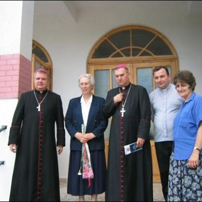 Sfinţire de biserică la Dofteana