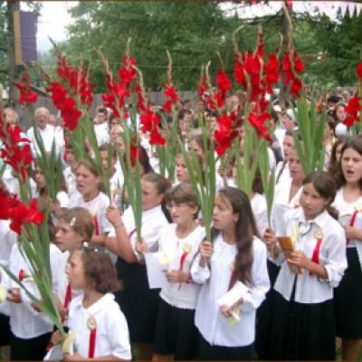 Administrarea Mirului în Parohia Traian (BC)