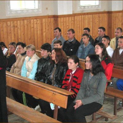 Vizită pastorală în Parohia Chetriş