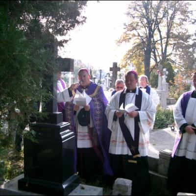 Rugăciuni pentru cei răposaţi
