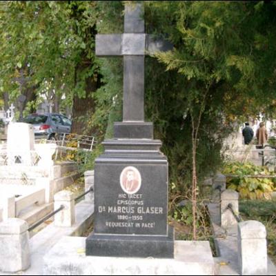 Rugăciuni pentru cei răposaţi