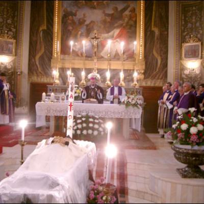Iaşi: Liturghie cu recviem pentru pr. Petru Gabor
