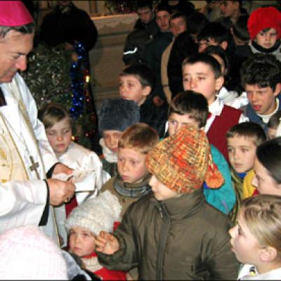 Vizită pastorală în Parohia Cireşoaia