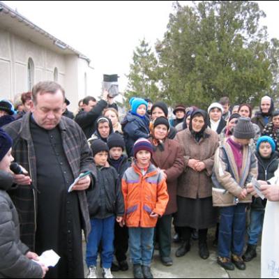 Vizită pastorală în Parohia Cotnari