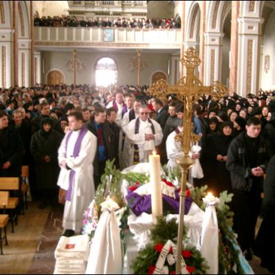 Înmormântarea pr. Anton Gabor la Săbăoani
