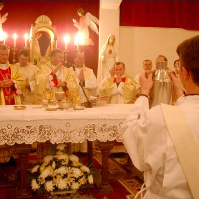 Liturghia crismei la Iaşi (I)