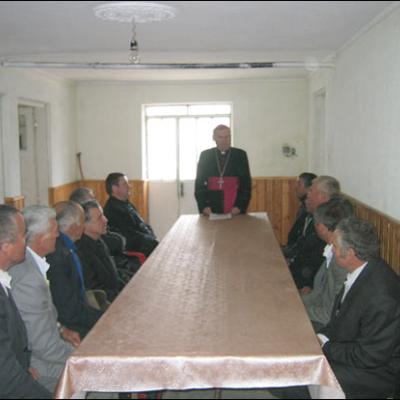Vizită pastorală în Parohia Ciucani