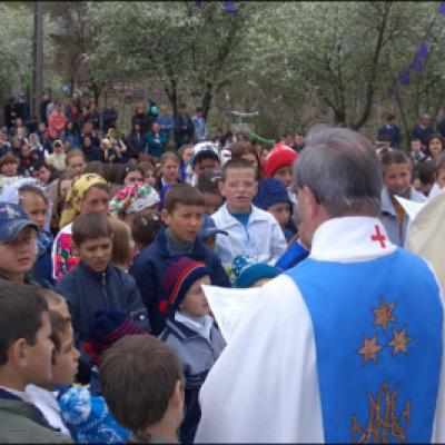 Sărbătoare la Valea Mică