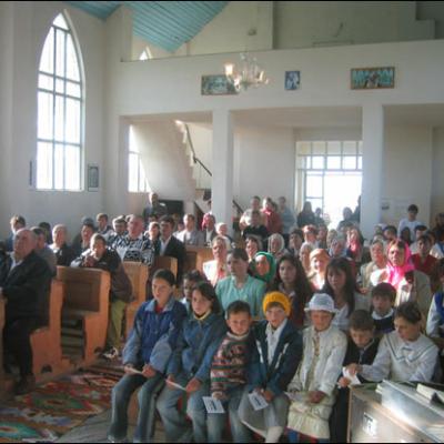 Vizita pastorală în Parohia Coman