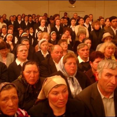 Iaşi: 16 surori au depus voturile perpetue