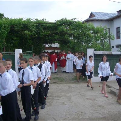 Administrarea Mirului în Parohia Iugani